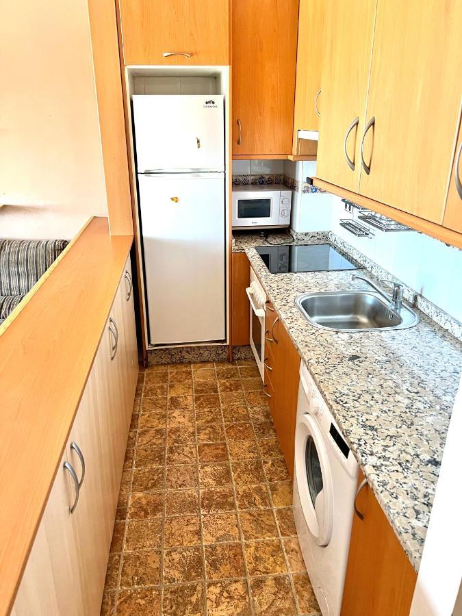 Cozy Fuengirola Apartment With Sea View & Pool Exterior photo