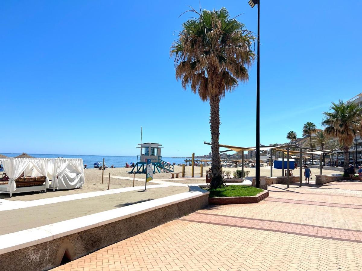 Cozy Fuengirola Apartment With Sea View & Pool Exterior photo